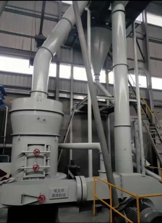 新型硫磺制粉工艺流程--雷蒙磨粉机